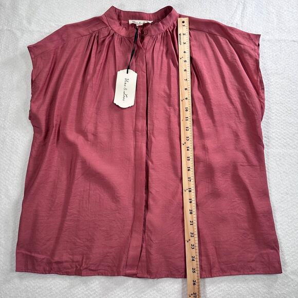 Vine & Love Collared Button Front Blouse Top Women's Large Rose Sleeveless New - Picture 6 of 10
